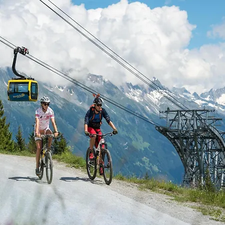 Group In With Dreamy Views Σπίτι διακοπών *
