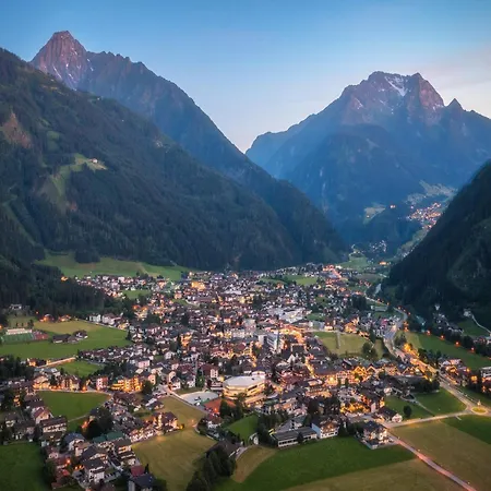 Vakantiehuis Group In With Dreamy Views *