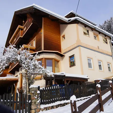 Vakantiehuis Group In With Dreamy Views Hippach