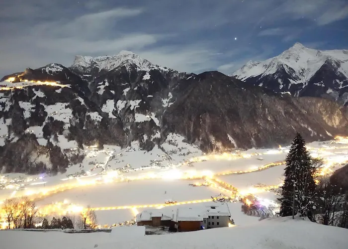 Group In With Dreamy Views * Hippach